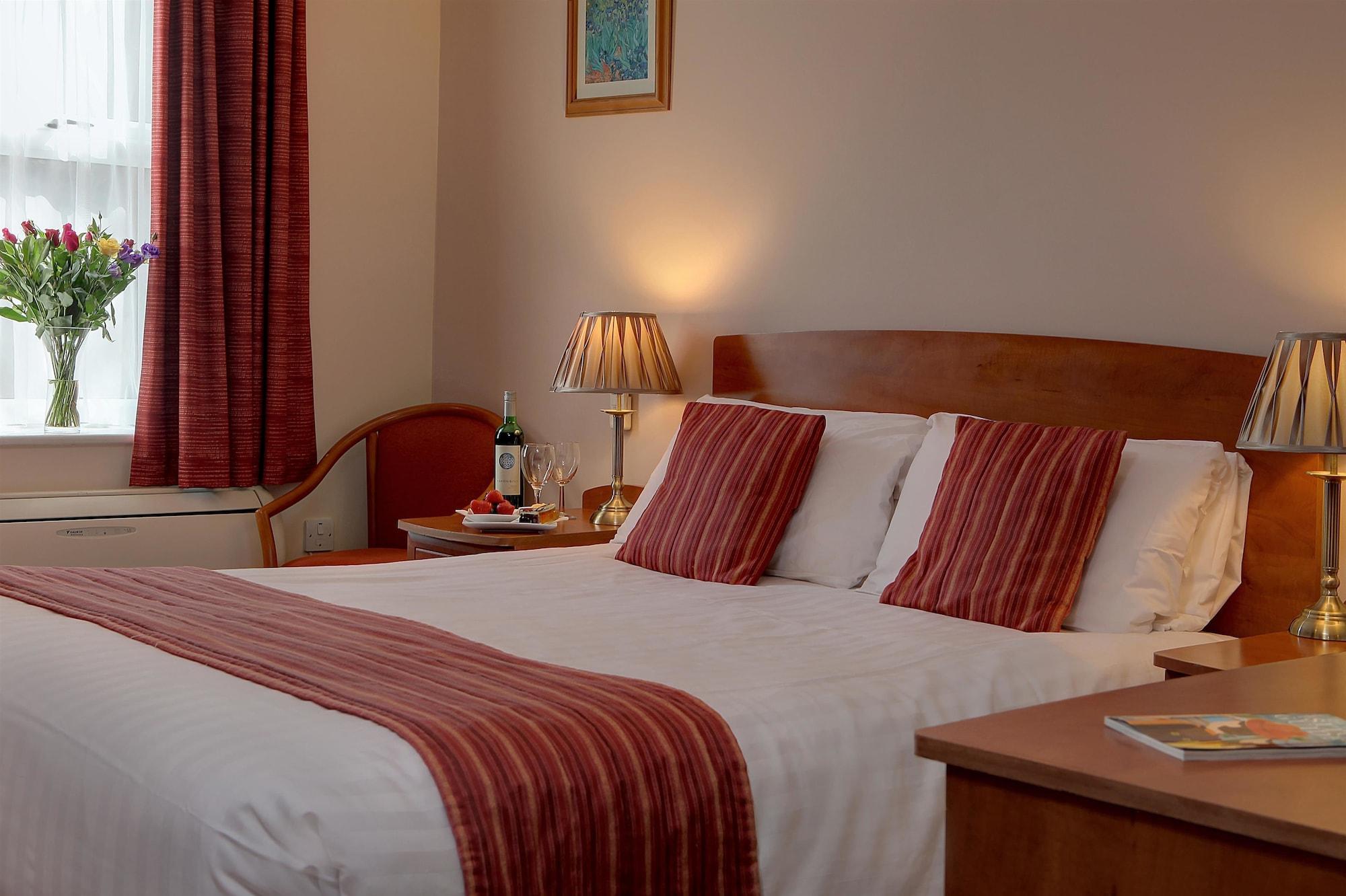 Best Western Claydon Hotel Экстерьер фото