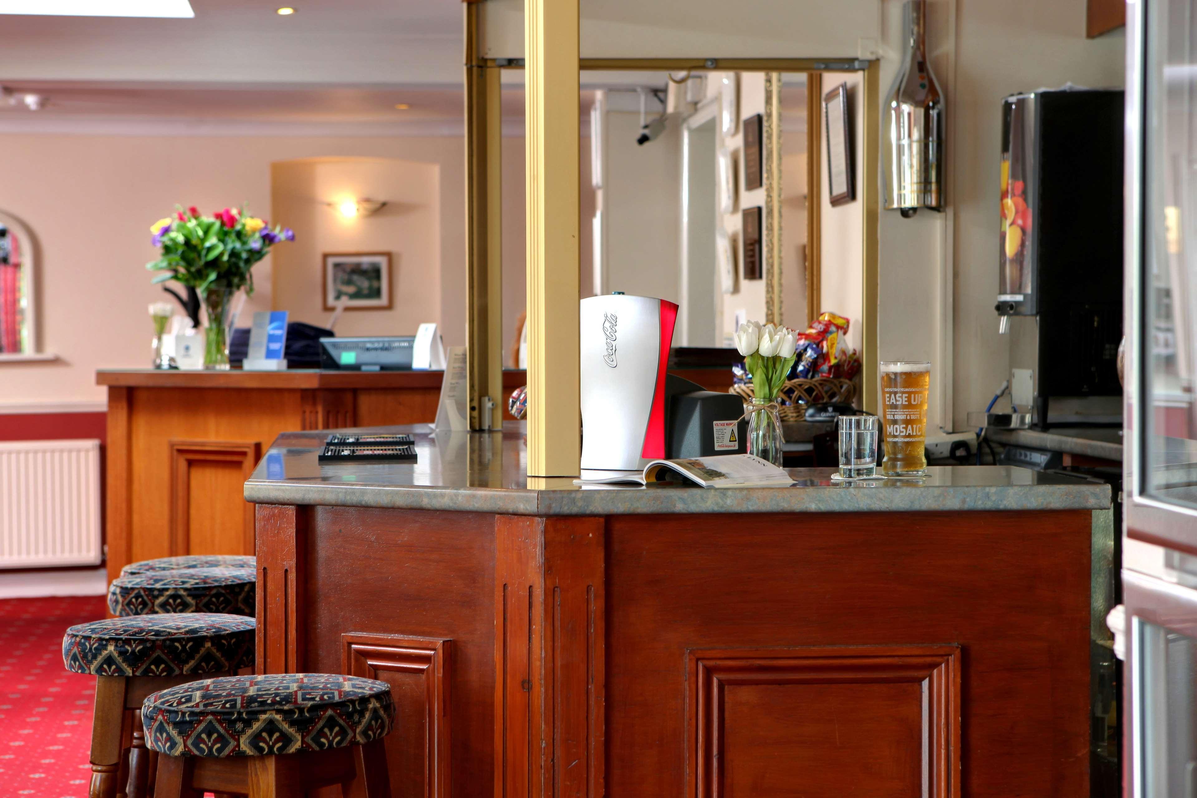 Best Western Claydon Hotel Экстерьер фото