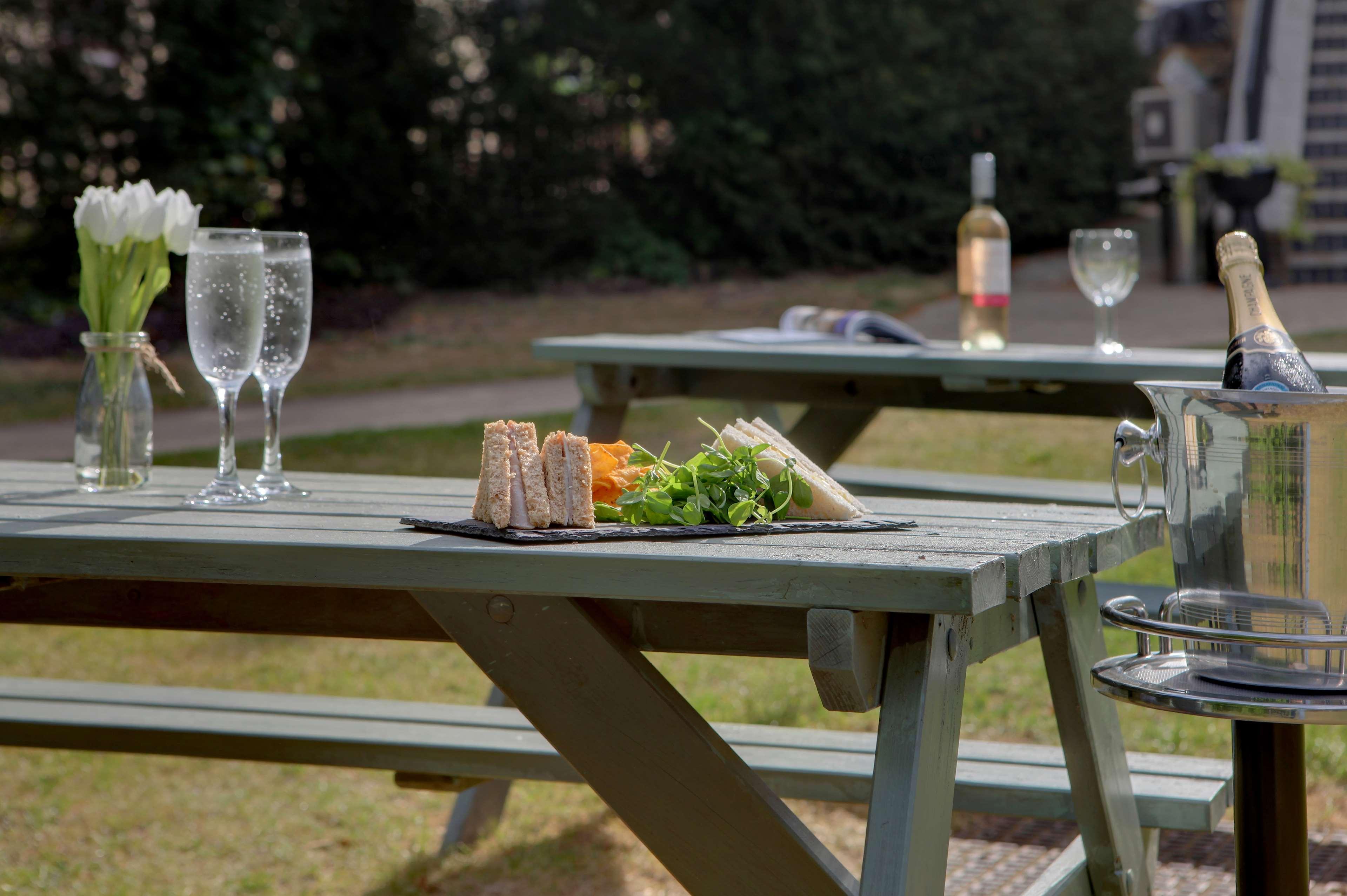Best Western Claydon Hotel Экстерьер фото