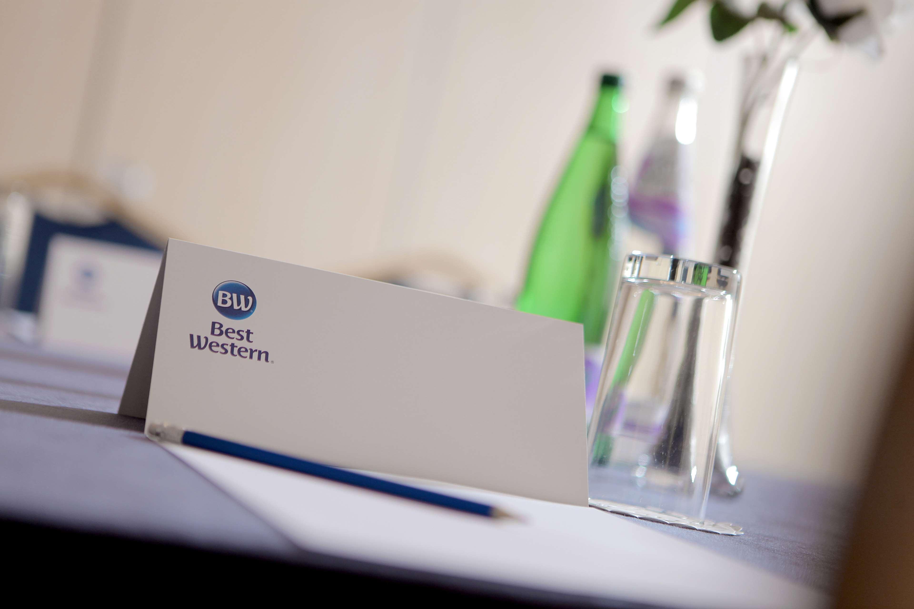 Best Western Claydon Hotel Экстерьер фото