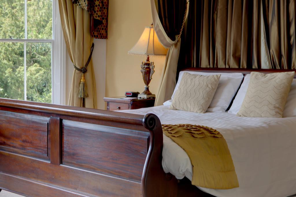 Best Western Claydon Hotel Экстерьер фото